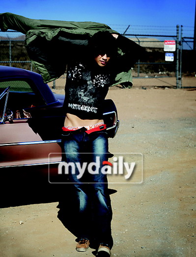 Rain冬装写真展<em>男性</em>温情--长兴新闻网