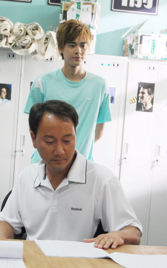 李易峰与张德培相见欢 《网王2》演师徒对手戏