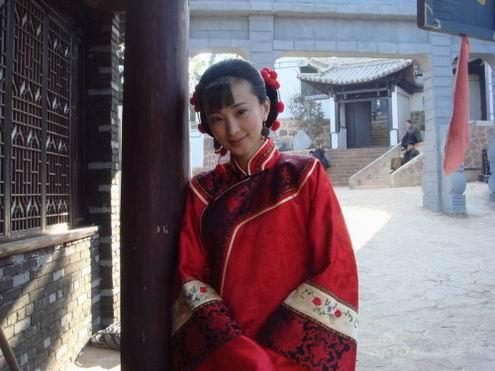 新闻中心 文娱新闻 影视看台    视频:电视剧《翡翠凤凰》精彩片头