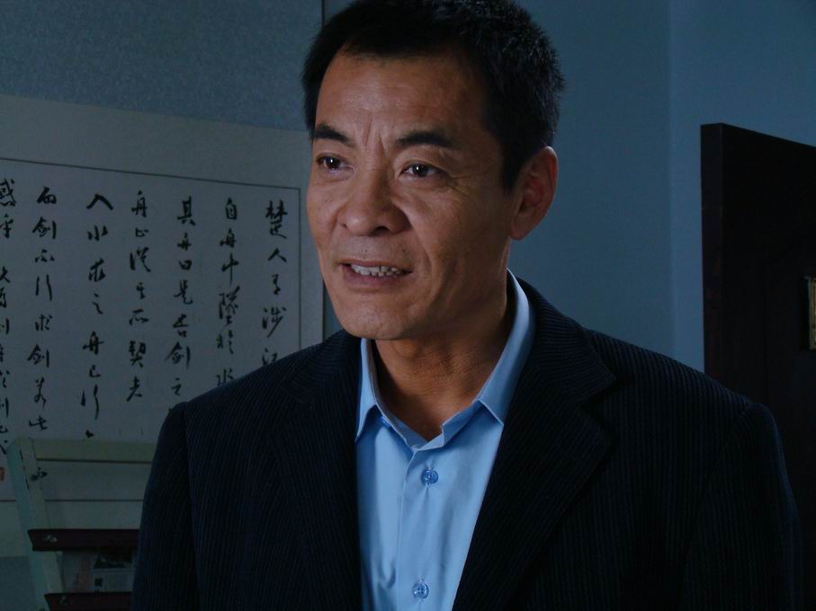 《湖光山色》河南开拍 刘威"矿长"变"村长"