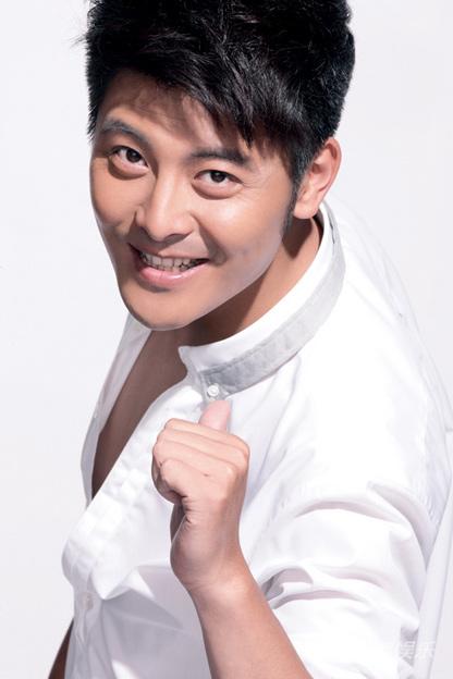 吴其江无视花样<em>美男</em>+《<em>丑女</em>3》照旧温暖路线