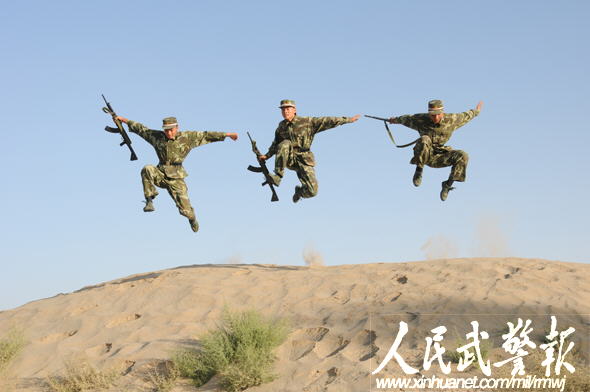 沙漠雄鹰 cxnews.zjol.com.cn