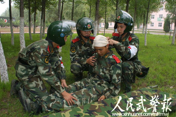 铸锋砺刃 亲历武警8624部队红蓝对抗pk[图]