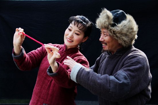 新<em>喜儿</em>曝光 谭晶《<em>白毛女</em>》亲和力十足-<em>白毛</em>