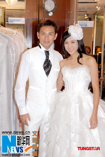 与林文龙开拍新剧 被亲嘴钟嘉欣表现愕然(图)