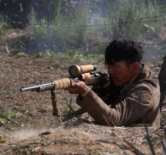 《生死线》李晨揭秘:这个乌鸦不太冷(组图)